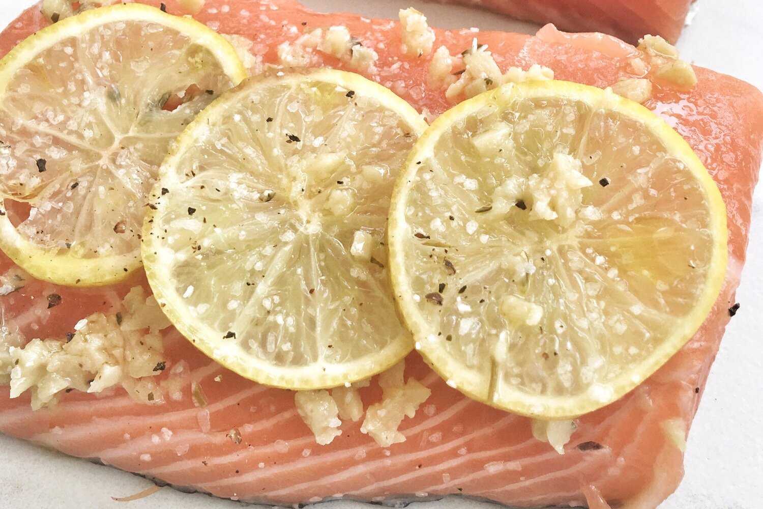 garlic-lemon salmon